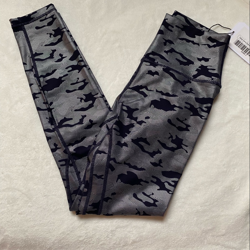 Zyia Camo Leggings